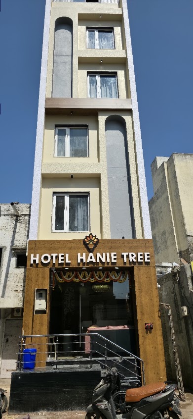 HOTEL HANIE TREE